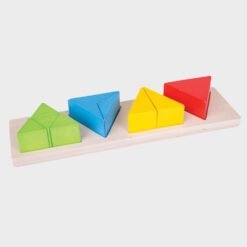 ξύλινο παιχνίδι με πολύχρωμα τρίγωνα σε δισκάκι που διαιρούνται σε μικρότερα τριγωνάκια